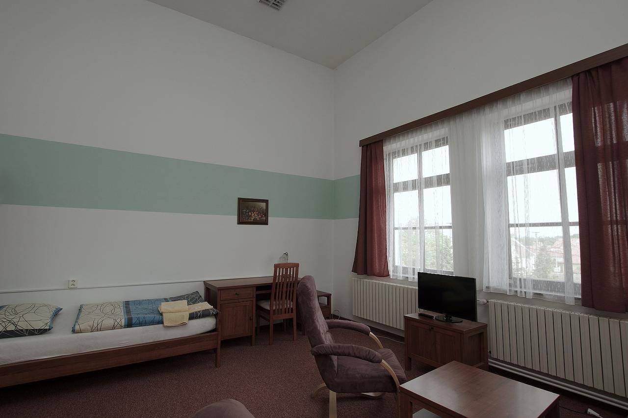 Koleje Zamecek Lednice Exterior foto