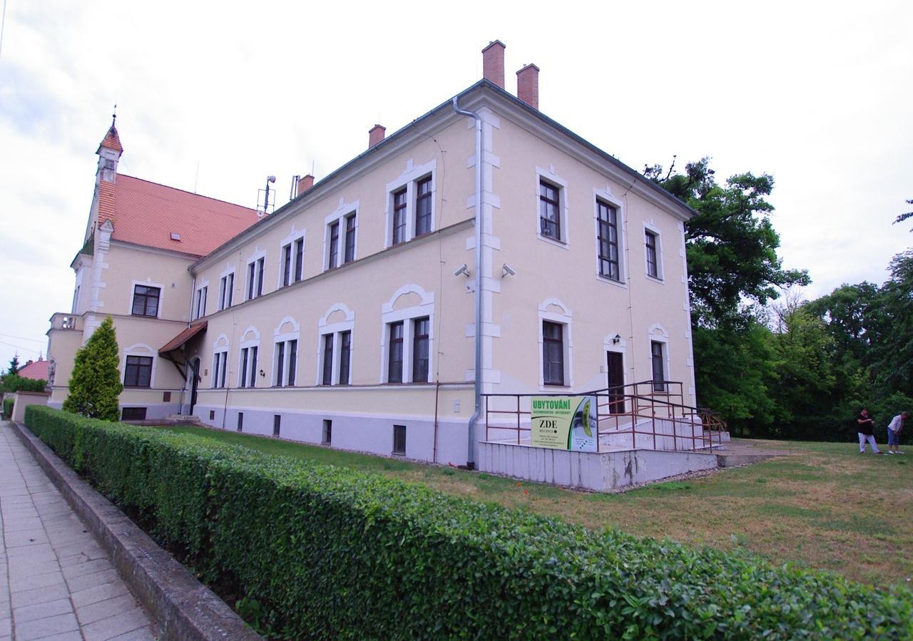 Koleje Zamecek Lednice Exterior foto